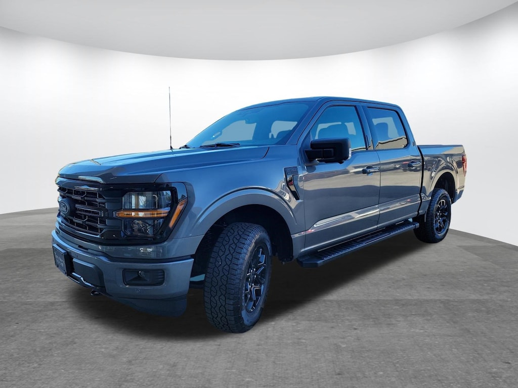 New 2026 Ford F-150 XLT Truck SuperCrew Cab