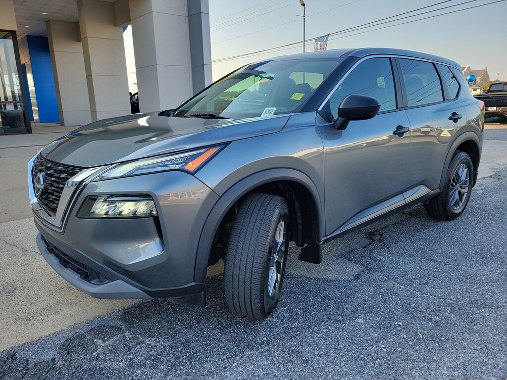 Used 2023 Nissan Rogue S SUV