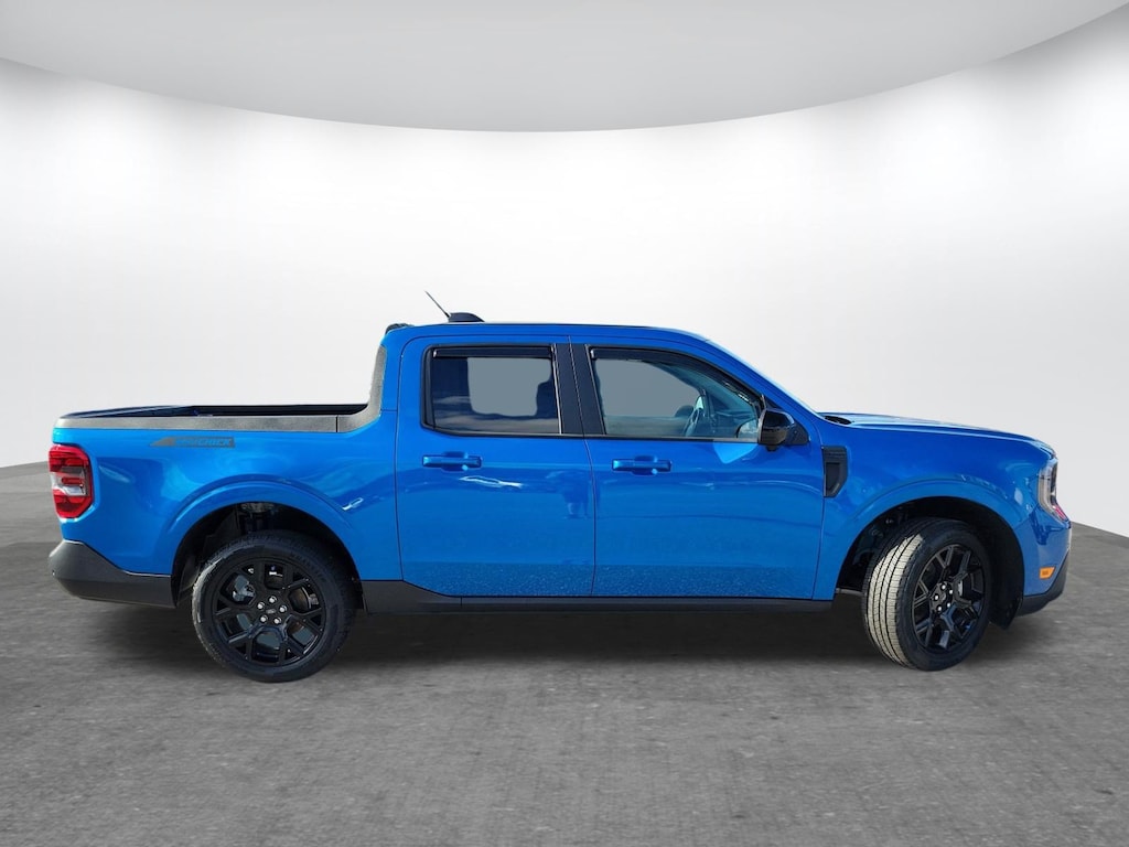 Used 2026 Ford Maverick Lariat Truck SuperCrew