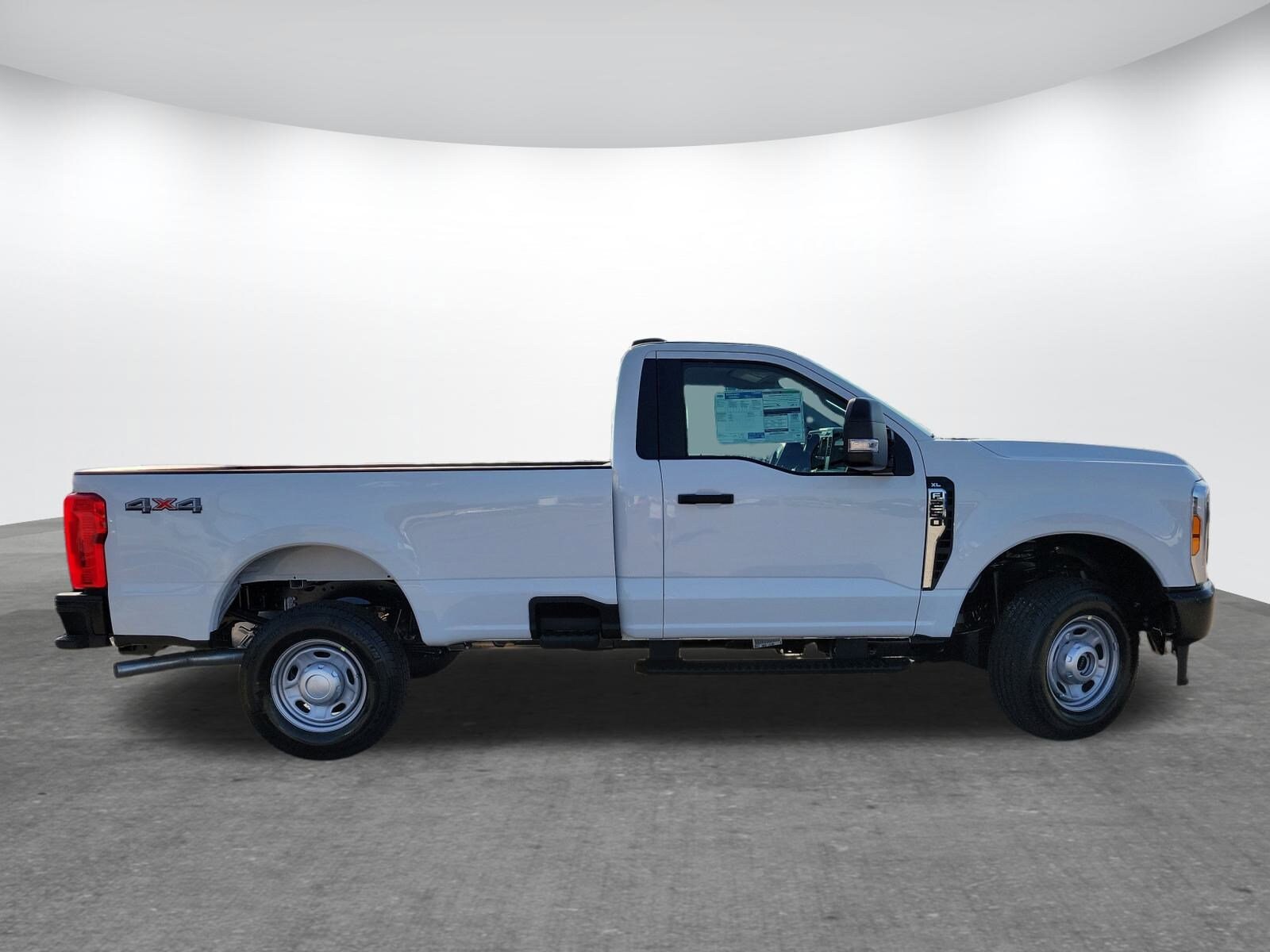 2026 Ford F-250 XL photo 4