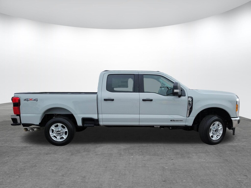 New 2026 Ford F-250 Truck Crew Cab