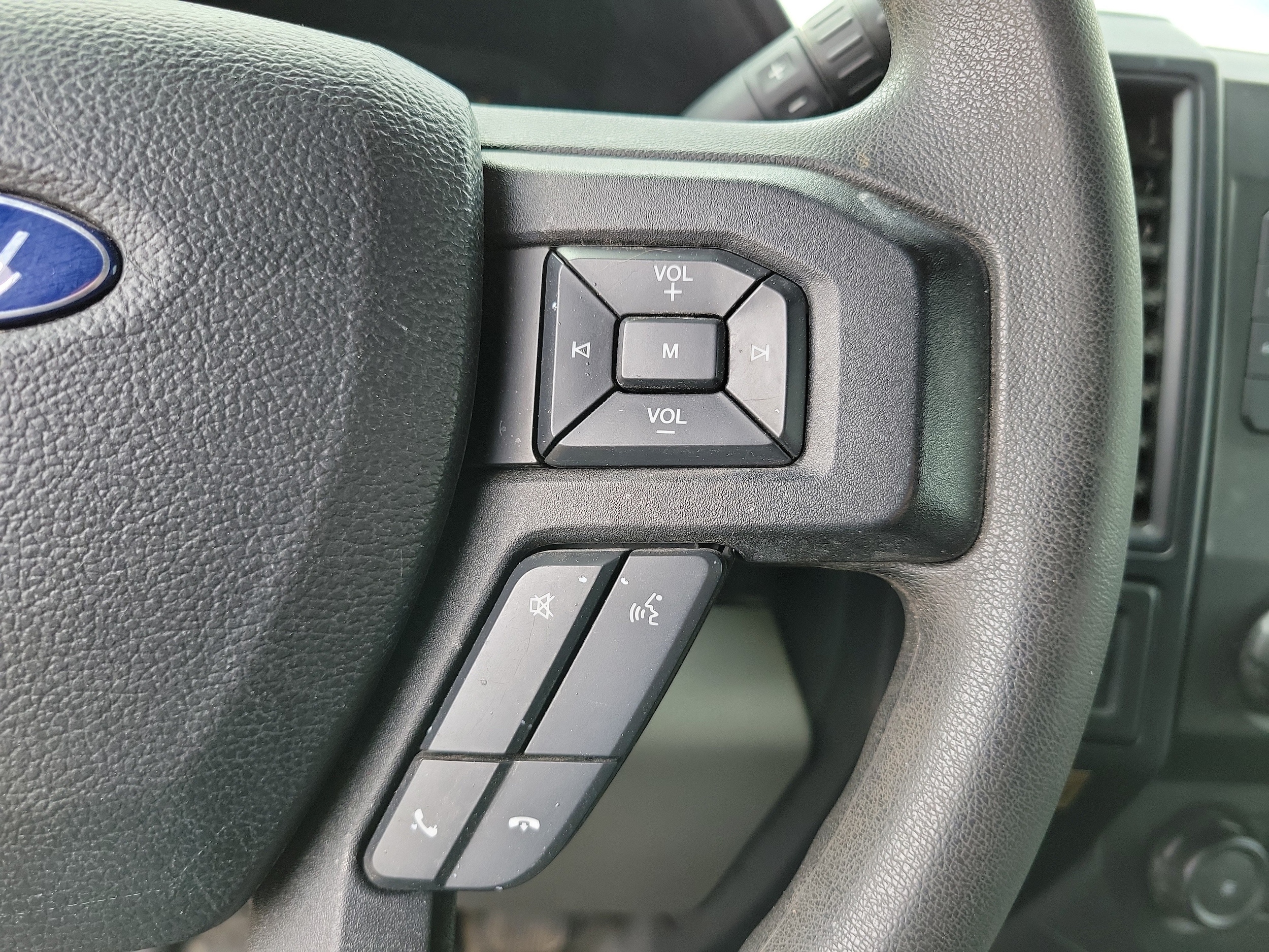2016 Ford F-150 XL - Photo 32