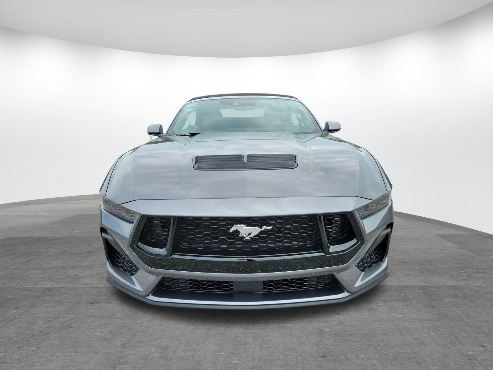 2025 Ford Mustang GT Premium Convertible photo 2