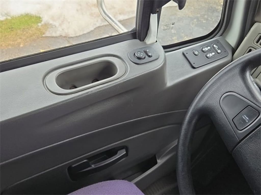 Used 2009 International PC015 3200