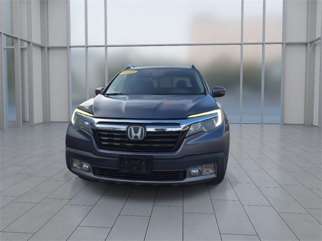 2017 Honda Ridgeline RTL-E photo 3