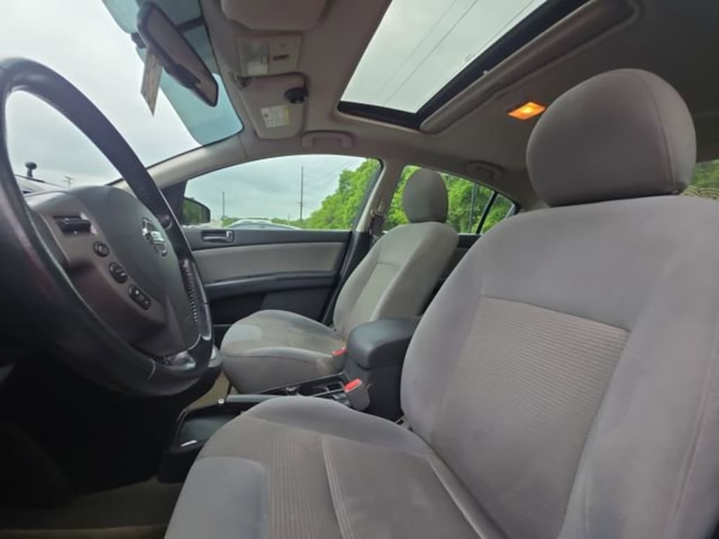 Used 2011 Nissan Sentra 2.0SL Sedan