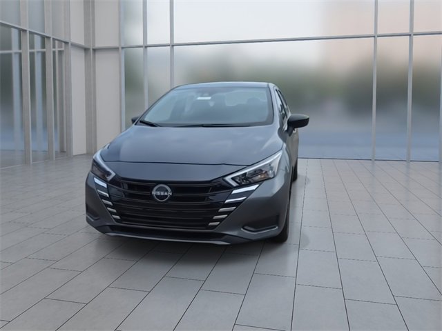 2025 Nissan Versa 1.6 S photo 3