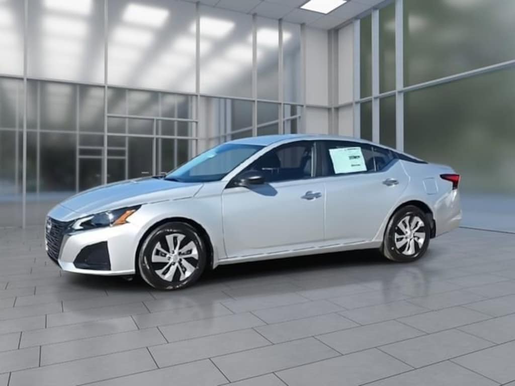 Certified 2025 Nissan Altima S Sedan