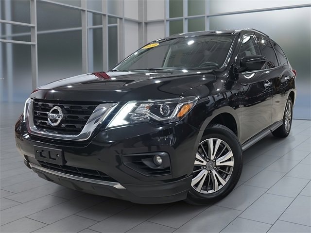 2020 Nissan Pathfinder SL's photo