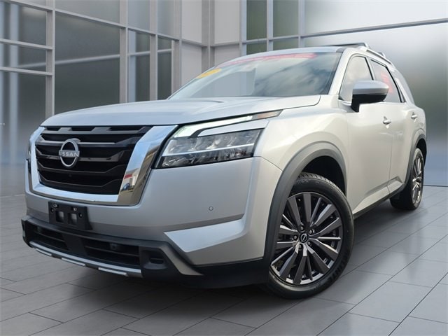 2023 Nissan Pathfinder SUV 