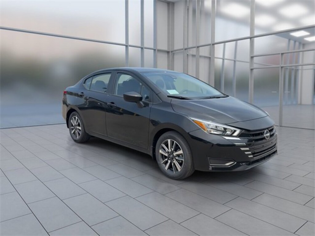 New 2025 Nissan Versa 1.6 SV Sedan