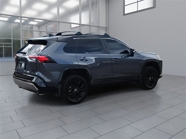 2024 Toyota RAV4 Hybrid XSE photo 2