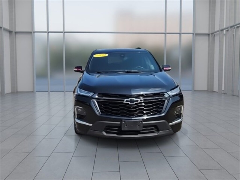Used 2022 Chevrolet Traverse Premier SUV