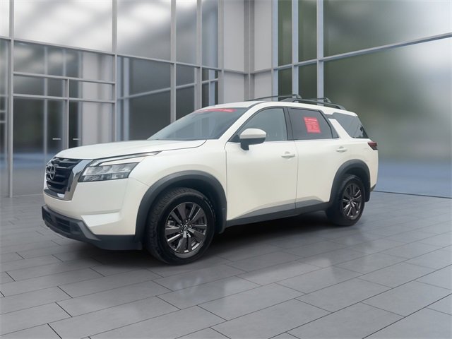 2022 Nissan Pathfinder SV photo 4