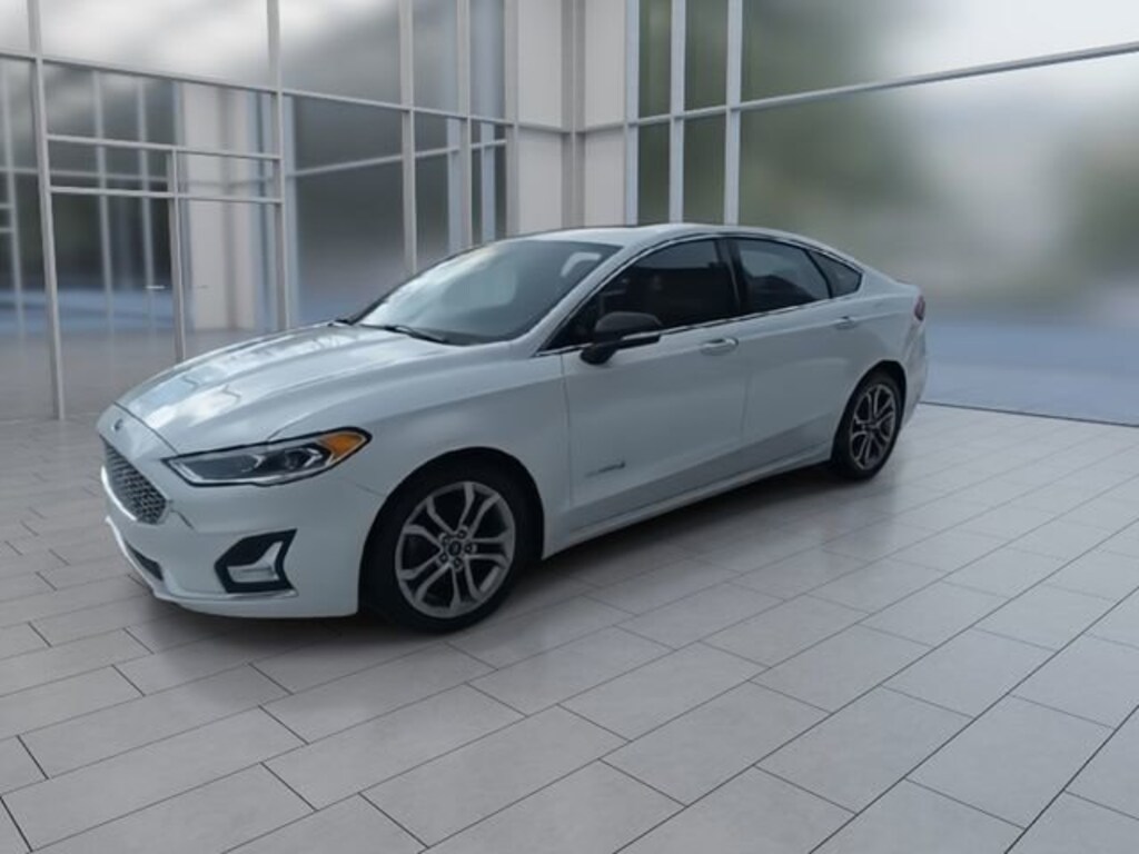 Used 2019 Ford Fusion Hybrid Titanium Sedan