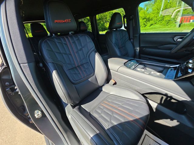 2026 Nissan Armada PRO-4X - Photo 26