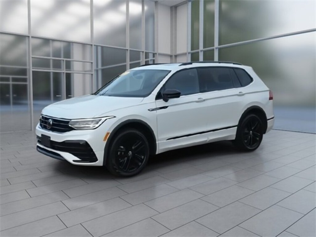 Used 2022 Volkswagen Tiguan 2.0T SE R-Line Black SUV