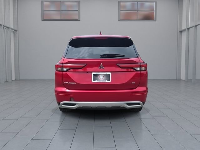 2023 Mitsubishi Outlander SE - Photo 7