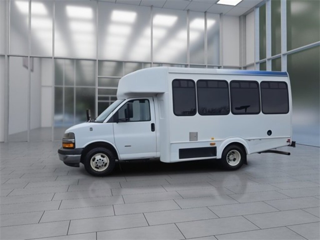 Used 2013 Chevrolet Express Cutaway Diesel Truck