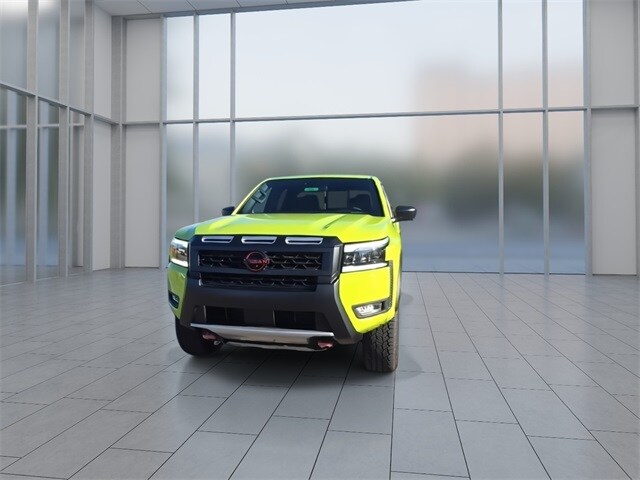 2026 Nissan Frontier PRO-4X photo 3