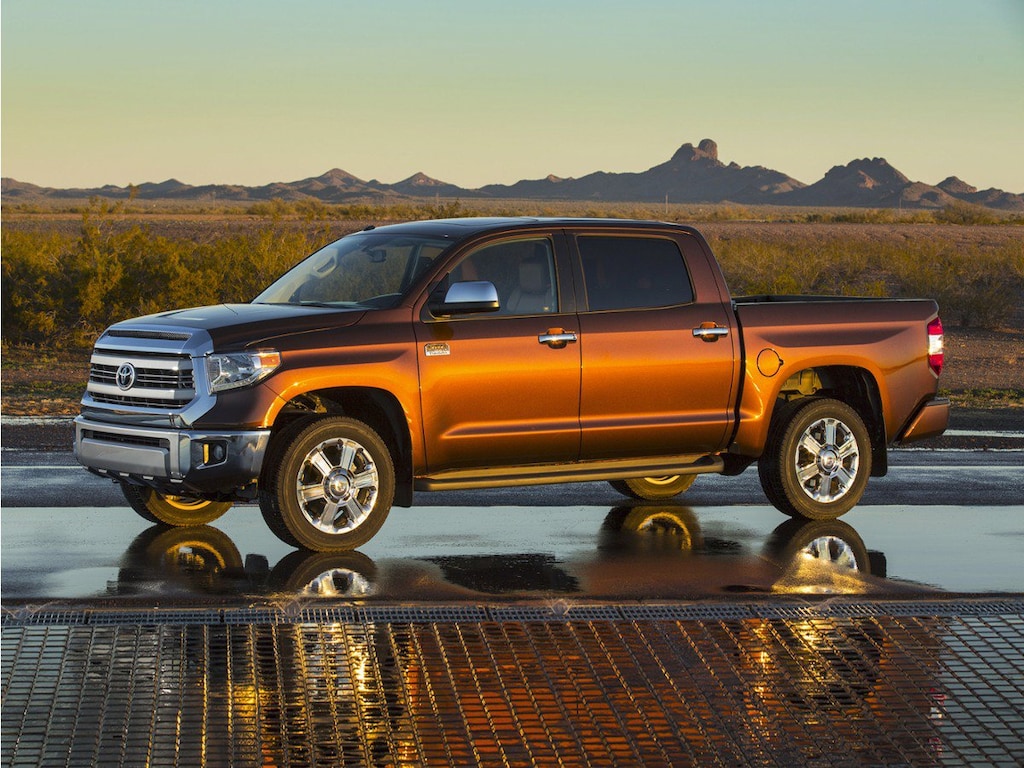 Used 2017 Toyota Tundra Truck CrewMax