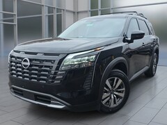 2026 Nissan Pathfinder SL SUV