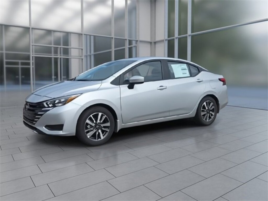 New 2025 Nissan Versa 1.6 SV Sedan