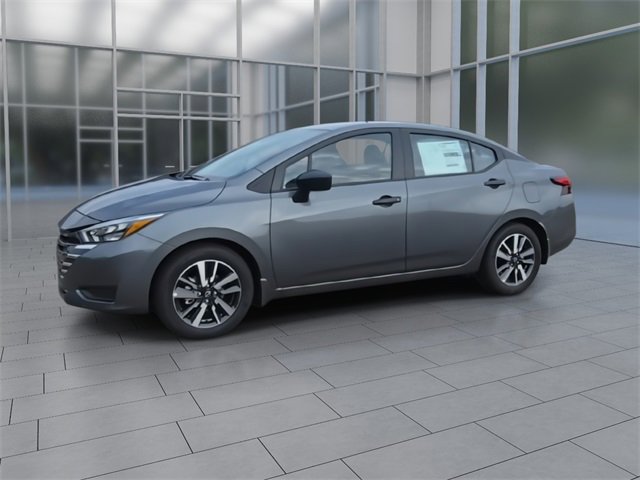 2025 Nissan Versa 1.6 S photo 4