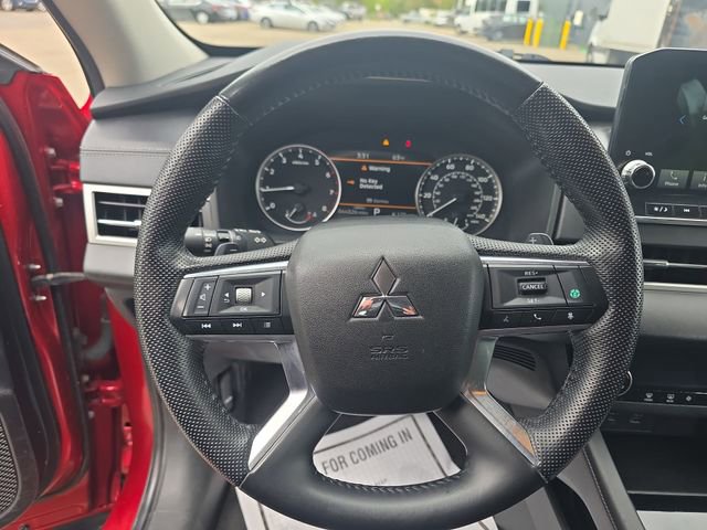 2023 Mitsubishi Outlander SE - Photo 14
