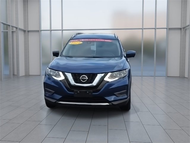 2020 Nissan Rogue SV photo 3