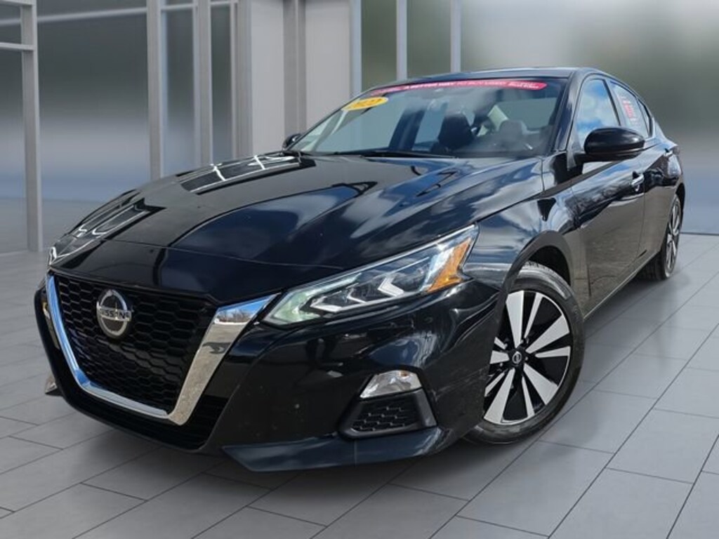 Certified 2022 Nissan Altima 2.5 SV Sedan