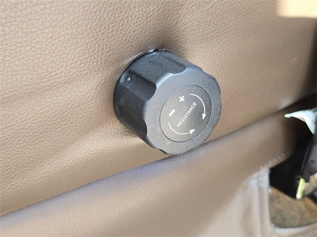 2008 Ford F-550 photo 4