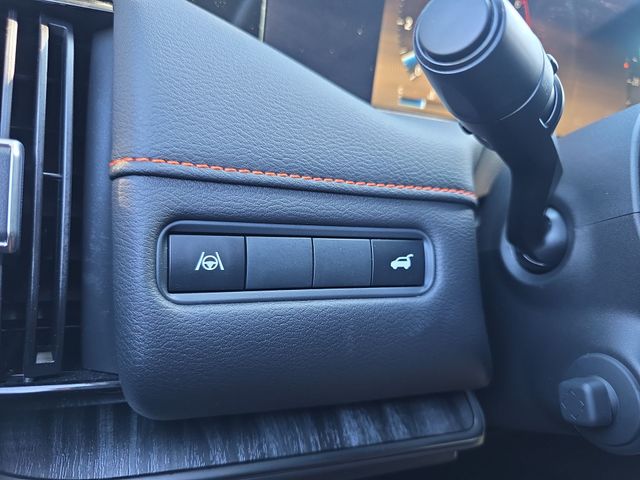 2026 Nissan Armada PRO-4X - Photo 33