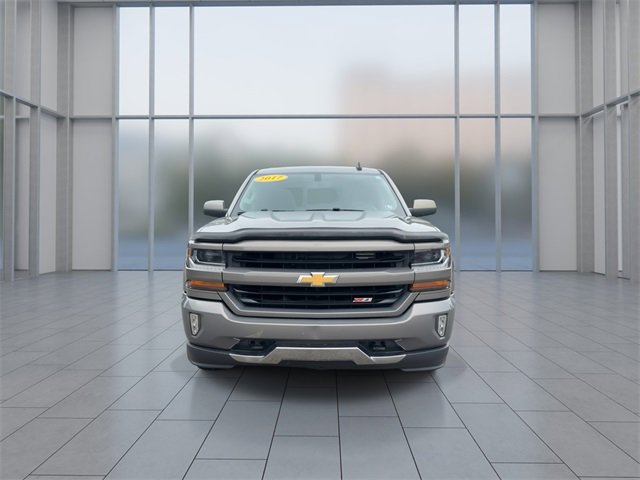 2017 Chevrolet Silverado 1500 LT2 Z71 photo 3