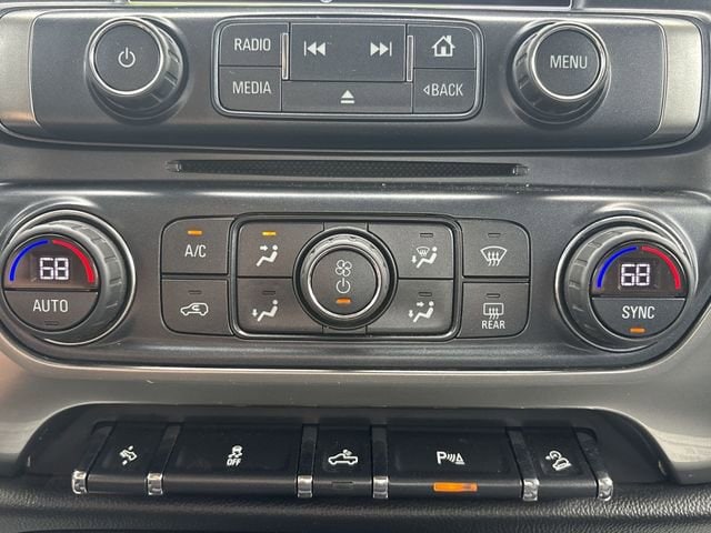 2017 Chevrolet Silverado 1500 LT Z71 - Photo 19