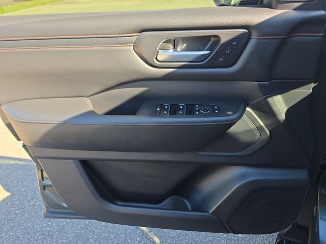 2026 Nissan Armada PRO-4X - Photo 13