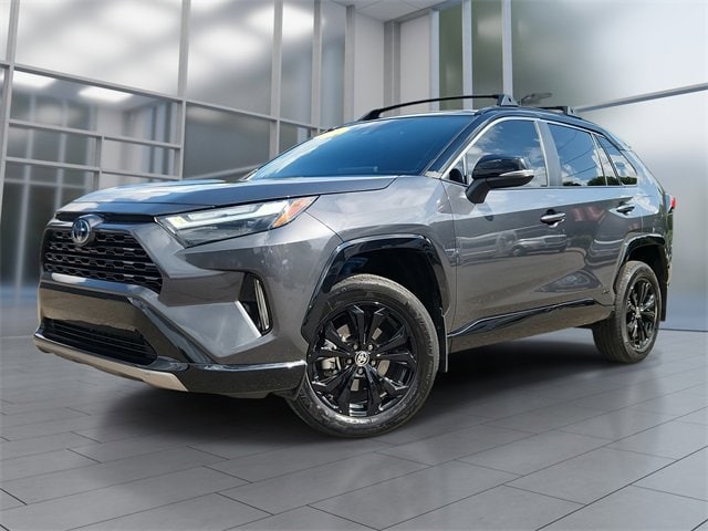 2024 Toyota RAV4 XSE's photo