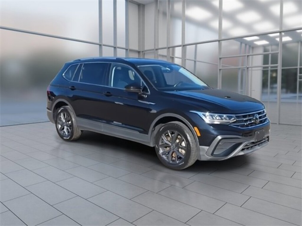 Used 2023 Volkswagen Tiguan 2.0T SE SUV
