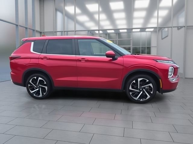 2023 Mitsubishi Outlander SE - Photo 9