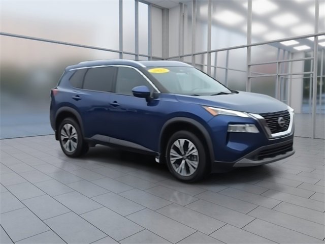 2022 Nissan Rogue SV photo 2