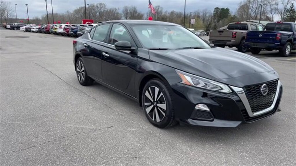 Certified 2022 Nissan Altima 2.5 SV Sedan