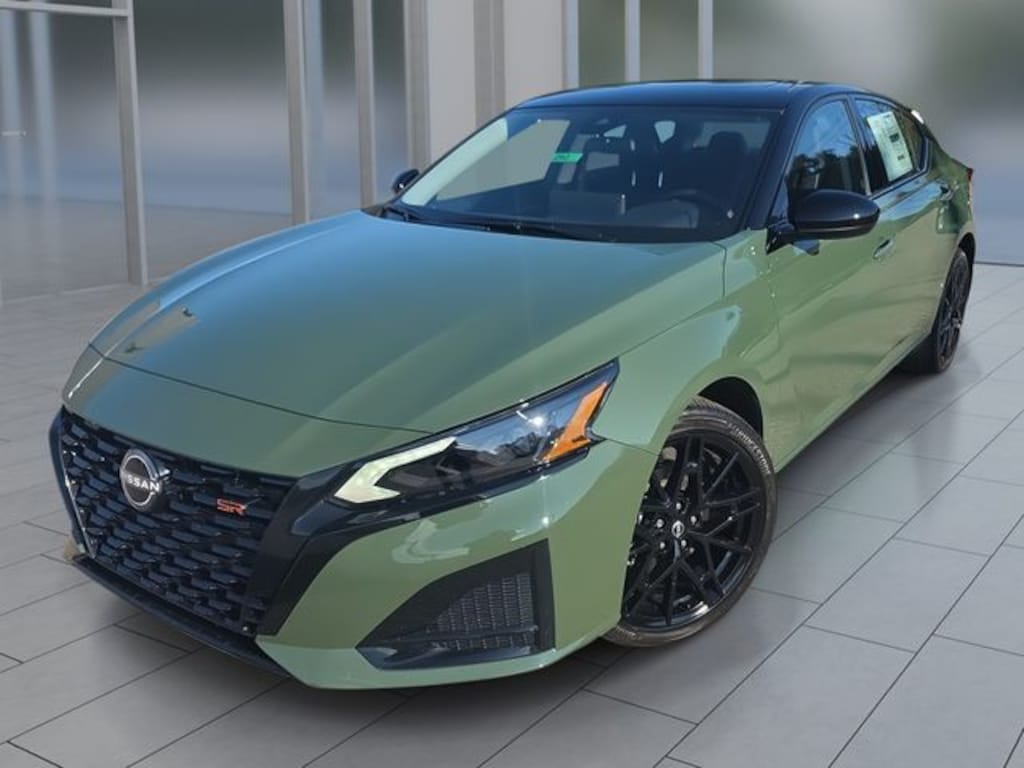 New 2026 Nissan Altima SR Sedan