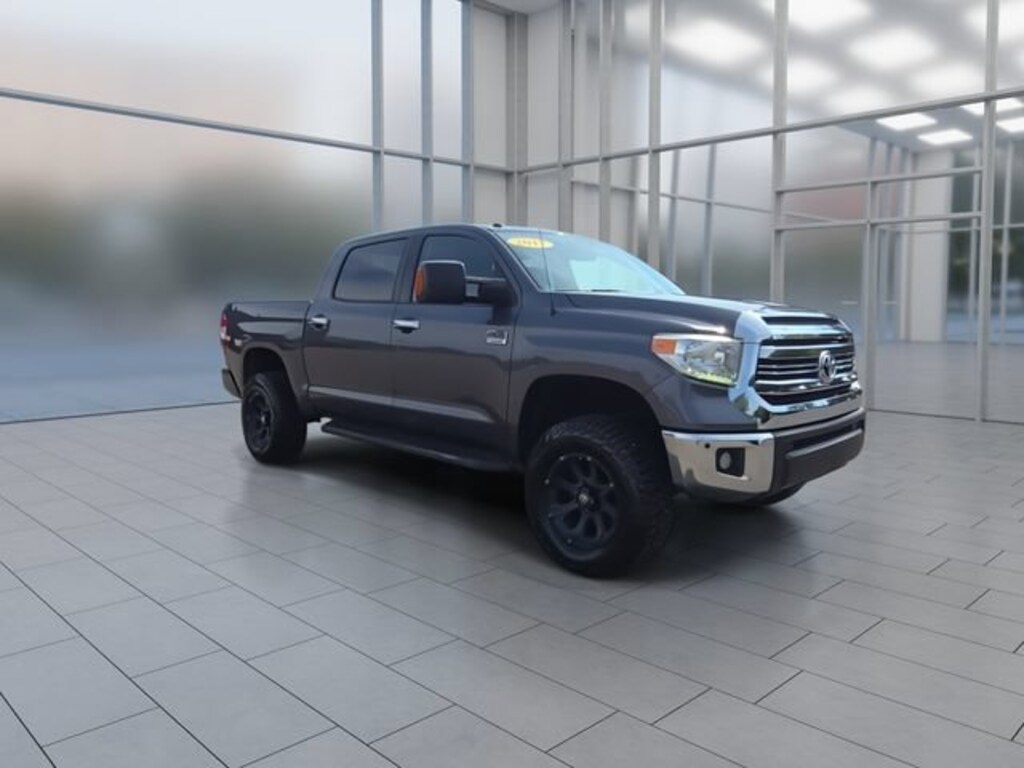 Used 2017 Toyota Tundra Truck CrewMax
