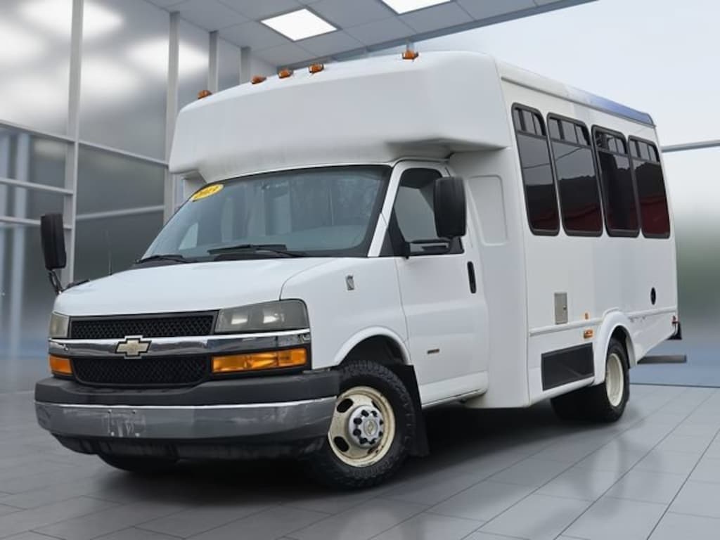 Used 2013 Chevrolet Express Cutaway Diesel Truck