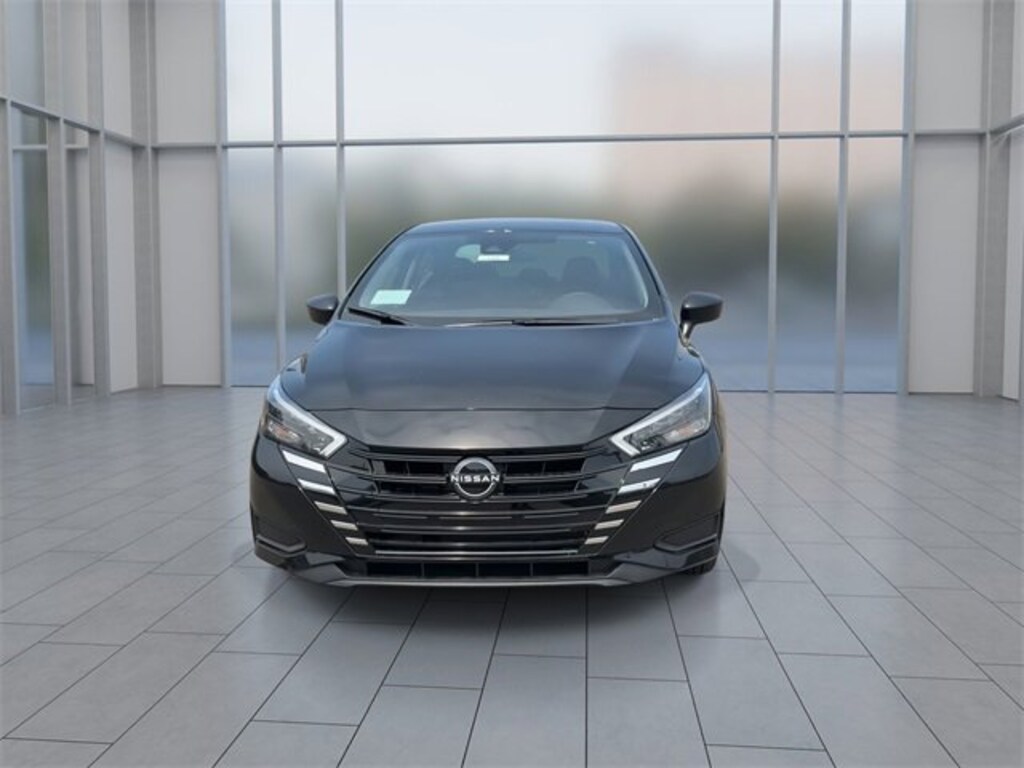 New 2025 Nissan Versa 1.6 SV Sedan