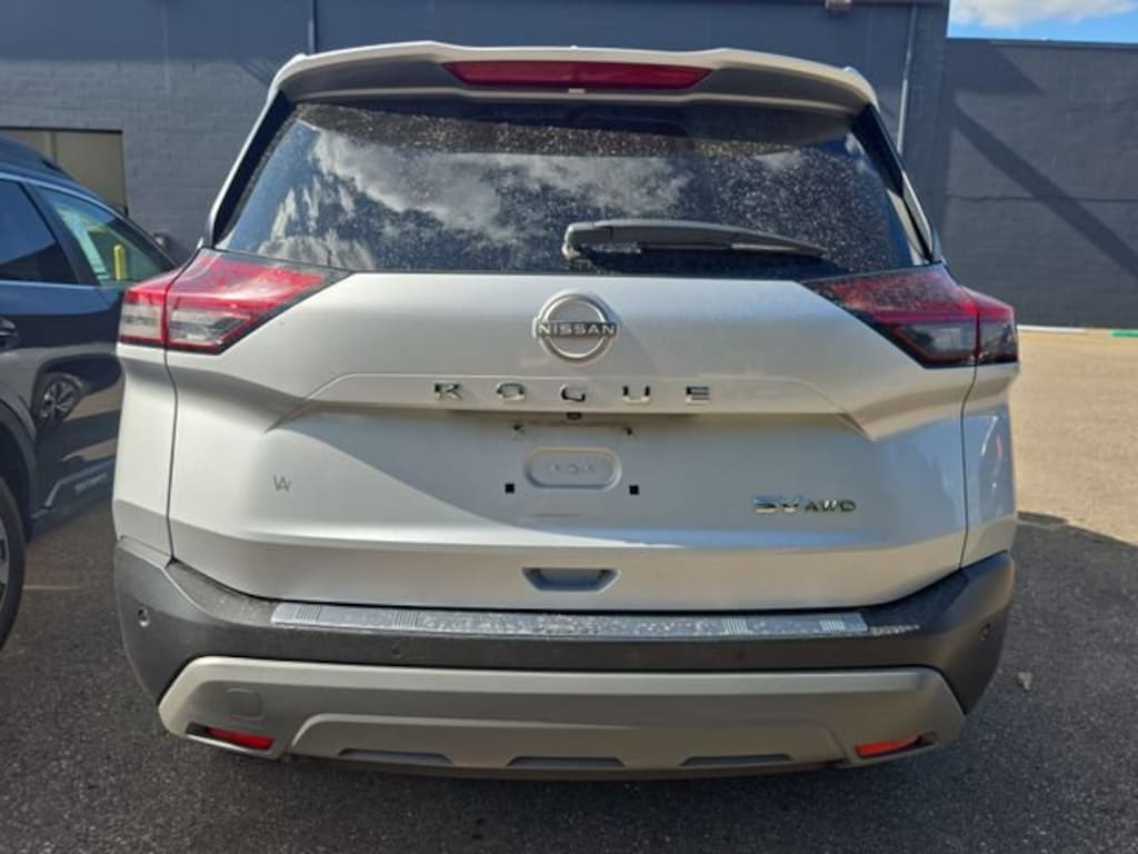 Certified 2022 Nissan Rogue SV SUV