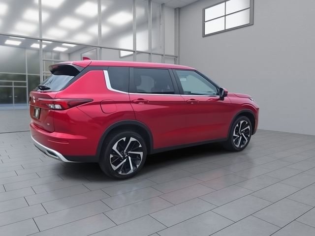 2023 Mitsubishi Outlander SE - Photo 8