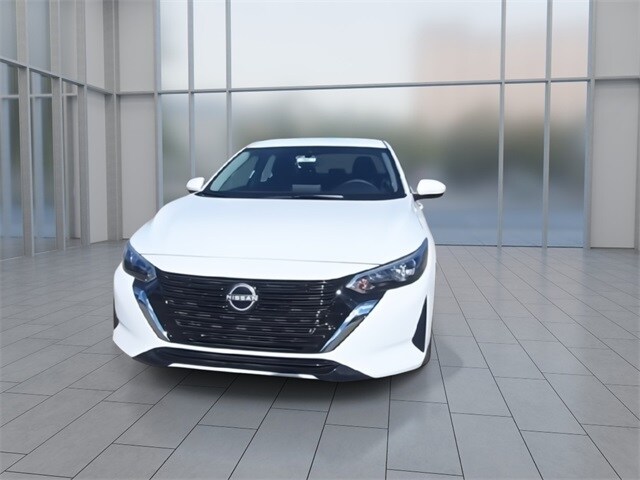 2025 Nissan Sentra SV photo 3