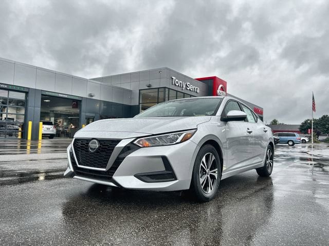 2023 Nissan Sentra SV CVT's photo