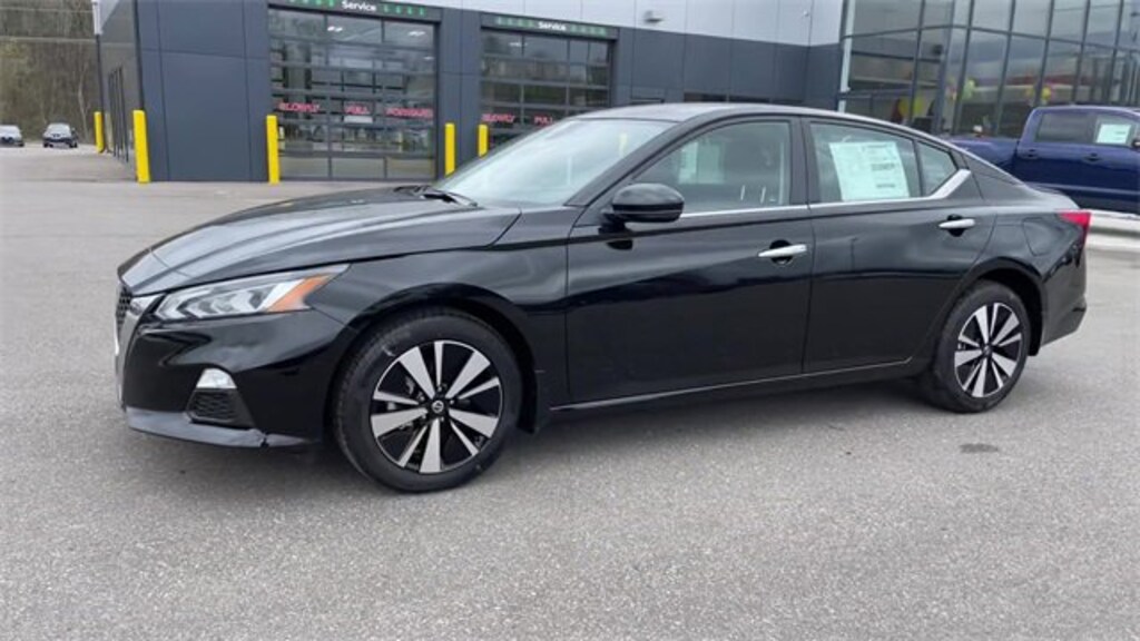 Certified 2022 Nissan Altima 2.5 SV Sedan